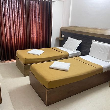 B Six Hotel Bangalore Luaran gambar