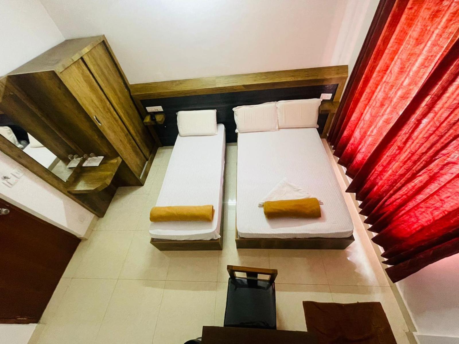 B Six Hotel Bangalore Luaran gambar