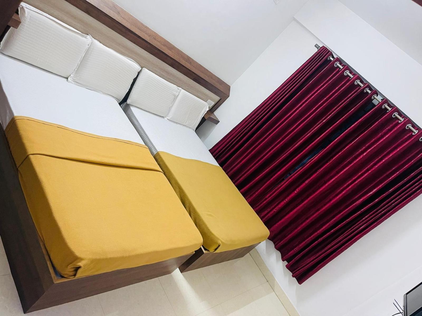 B Six Hotel Bangalore Luaran gambar