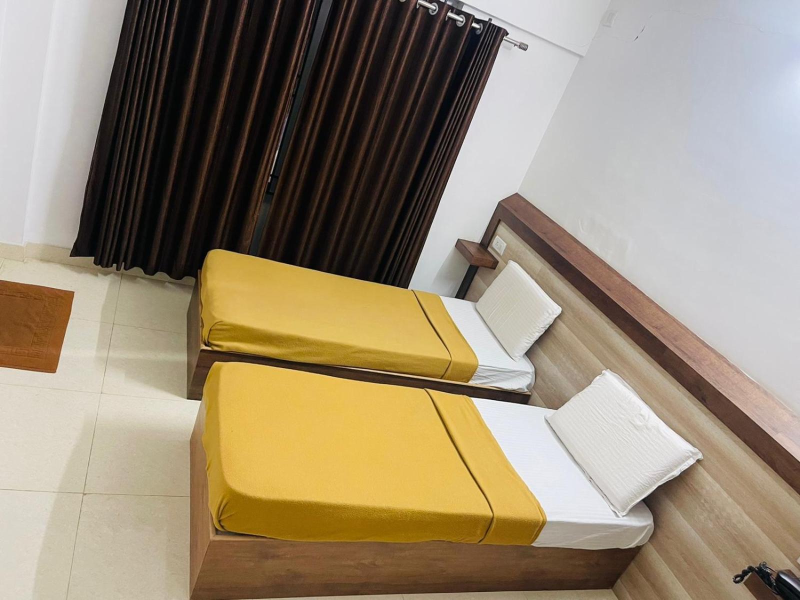 B Six Hotel Bangalore Luaran gambar