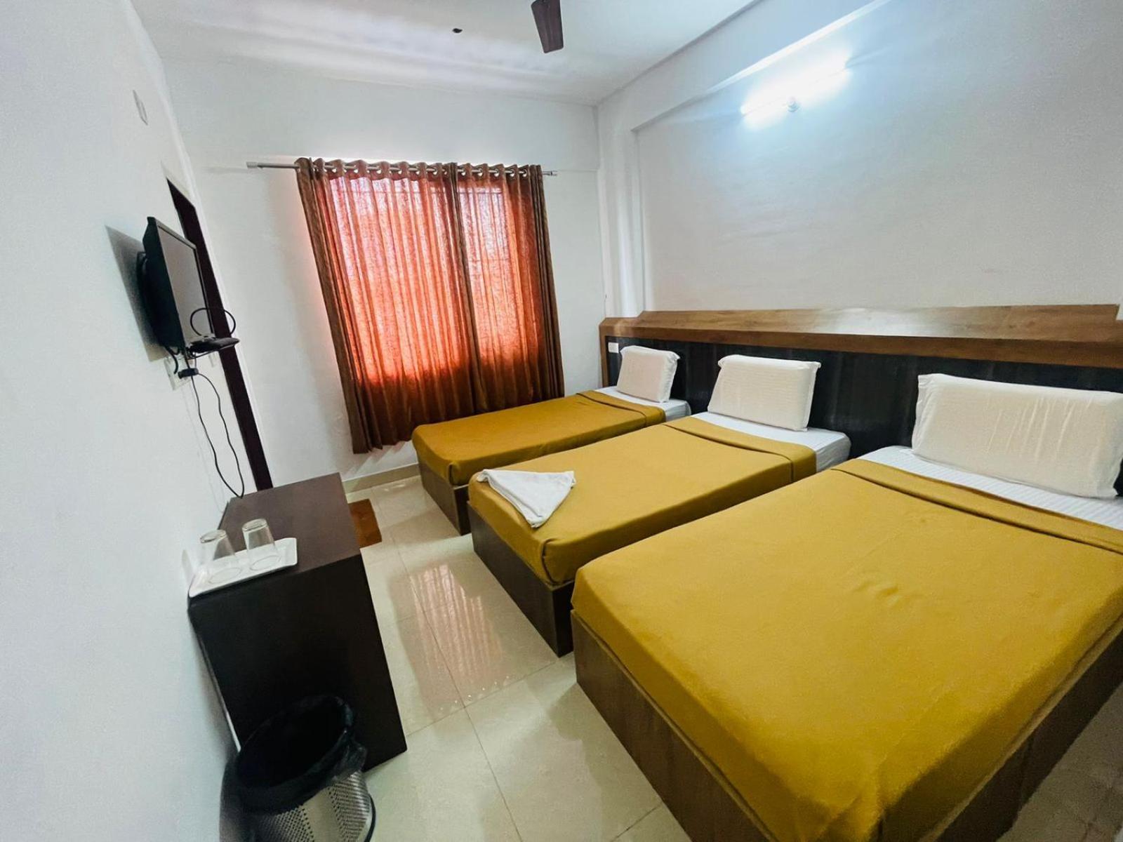 B Six Hotel Bangalore Luaran gambar