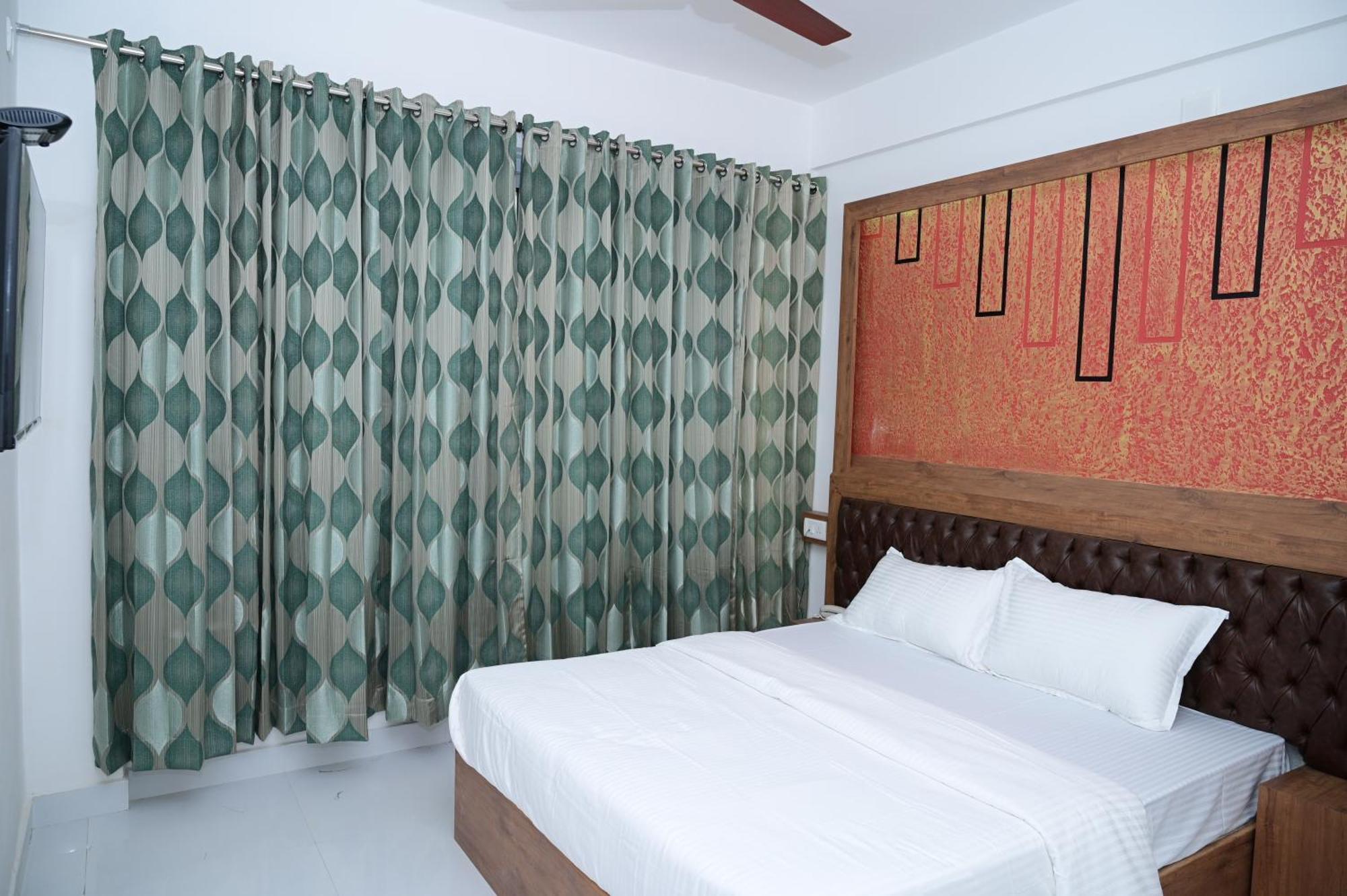 B Six Hotel Bangalore Luaran gambar