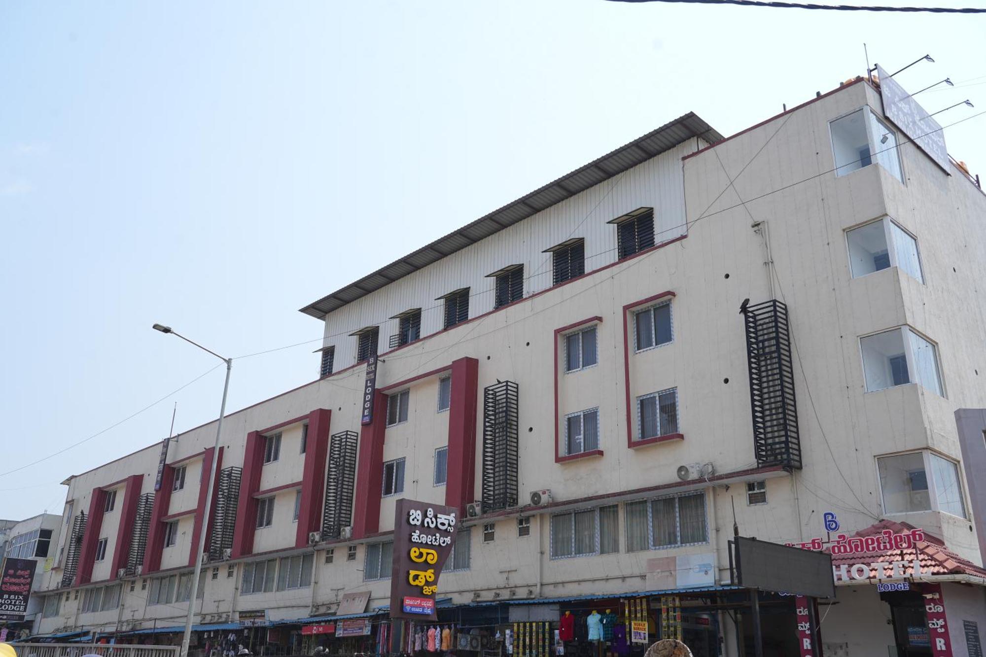 B Six Hotel Bangalore Luaran gambar
