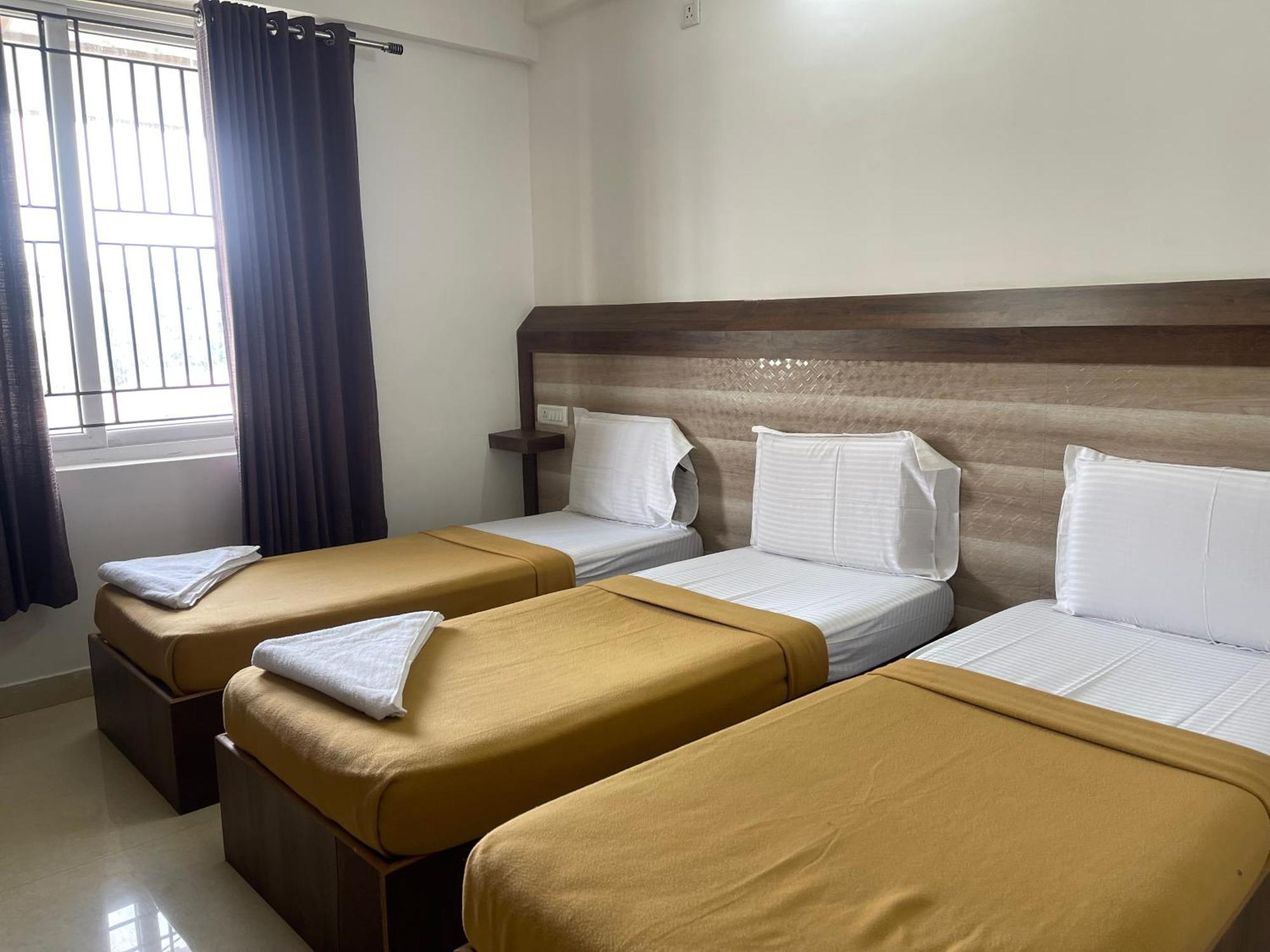 B Six Hotel Bangalore Luaran gambar