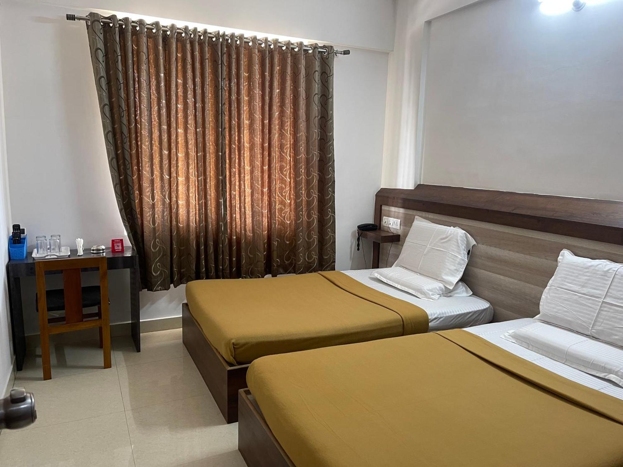 B Six Hotel Bangalore Luaran gambar