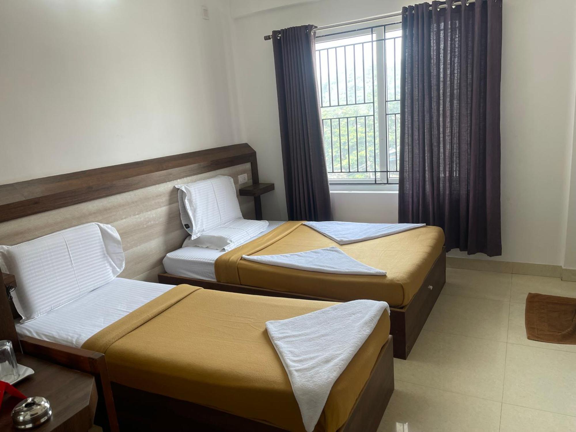 B Six Hotel Bangalore Luaran gambar